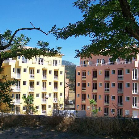 Vanina Park Corte  Exterior photo
